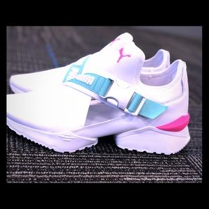 Woman’s puma muse eos street 1 size 7.5